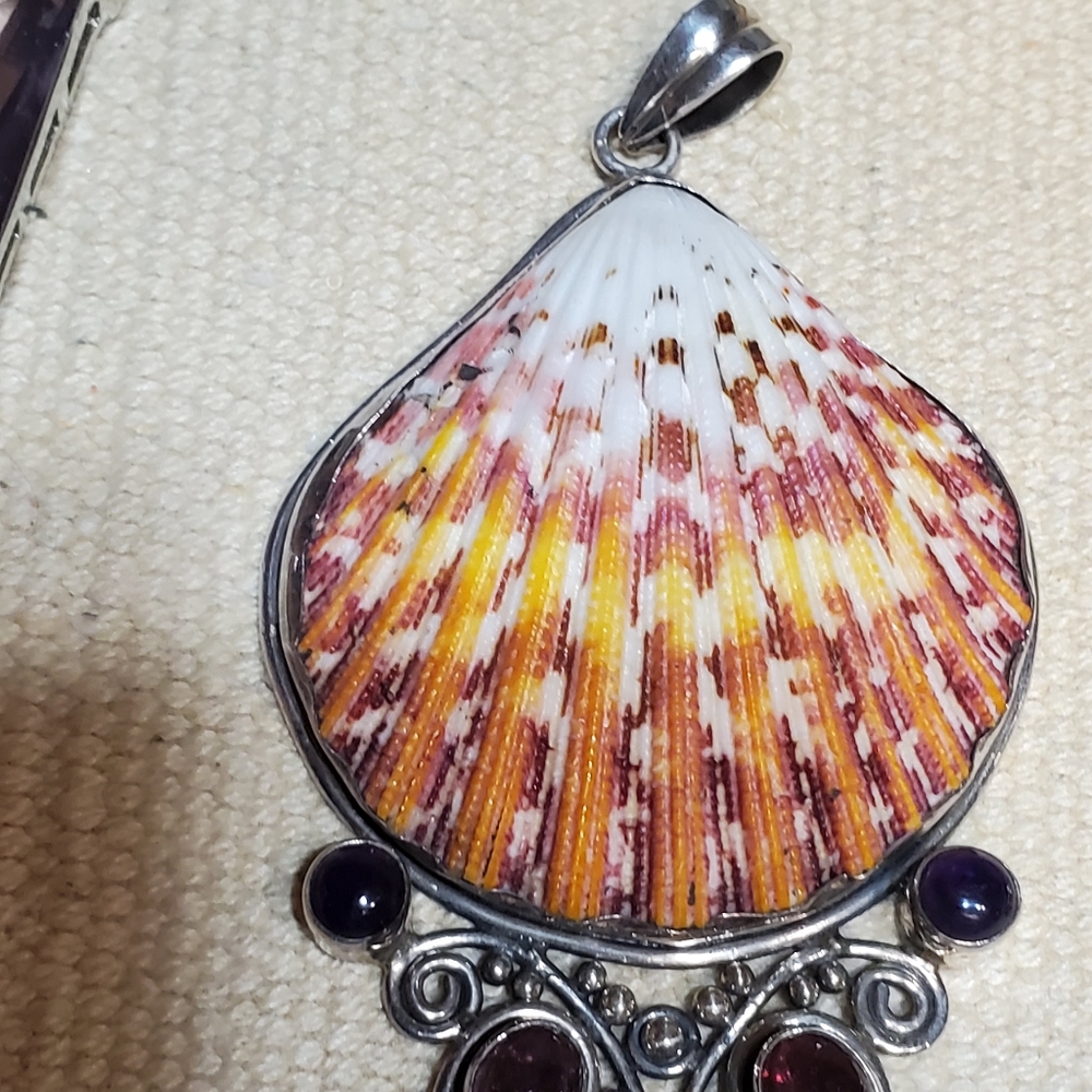 Sterling silver  shell pendant